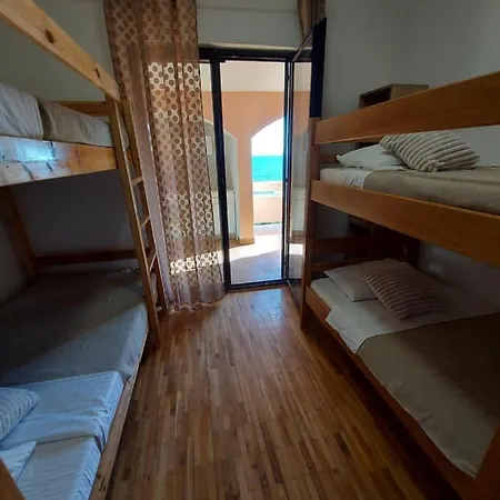 Apartment Matea -