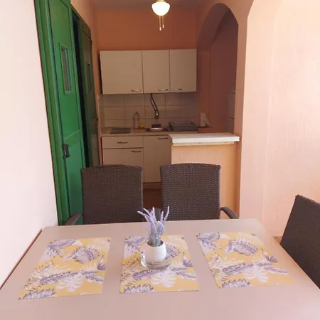 Apartment Matea - *