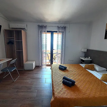 Apartment Matea -
